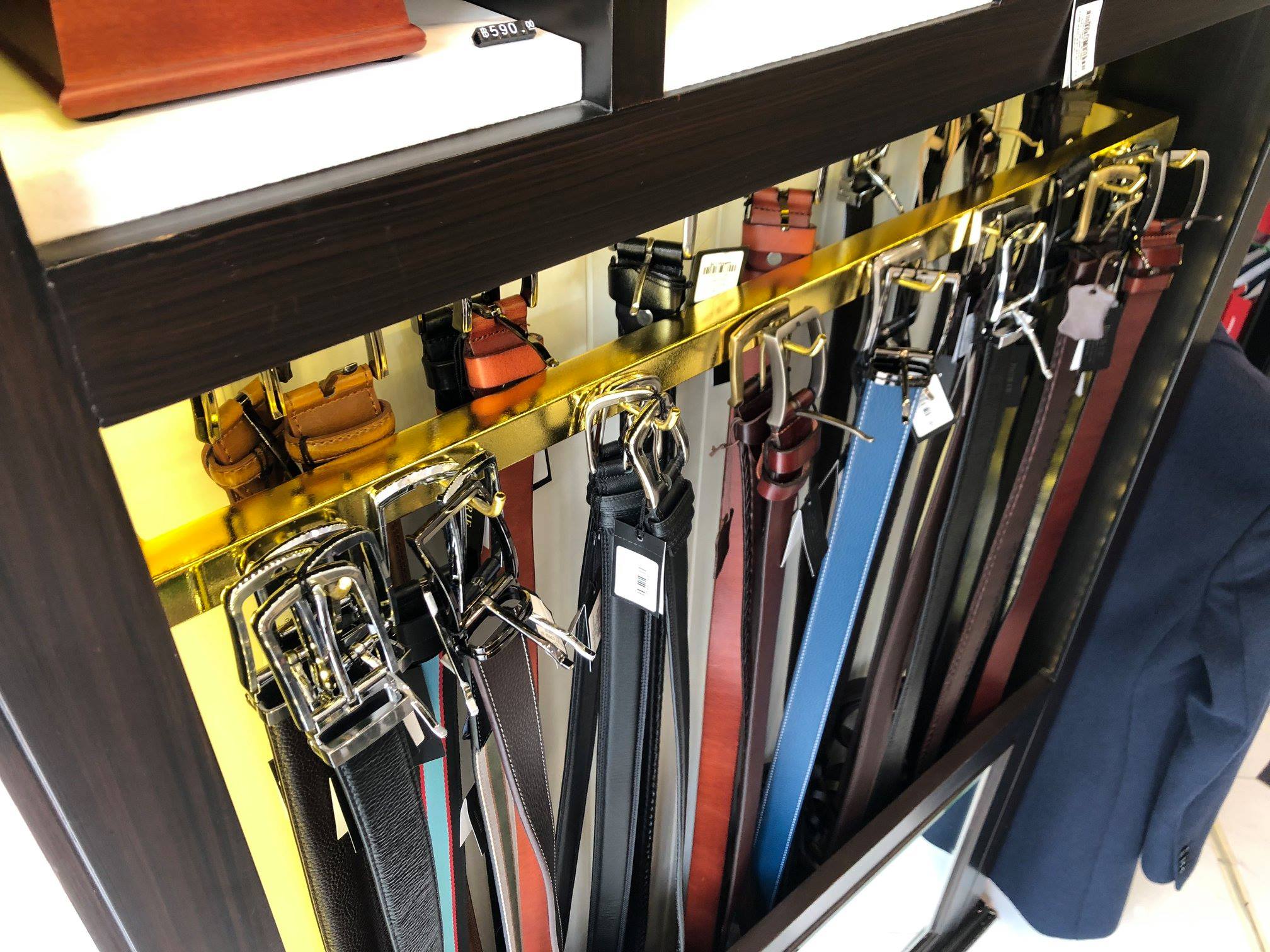 happy new year season extra clearance sale enjoy 50 on popular item dgrie 9