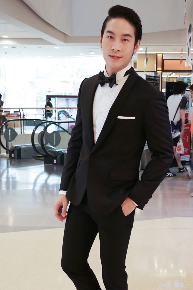 dgrie the touch fashion show grand opening dgrie