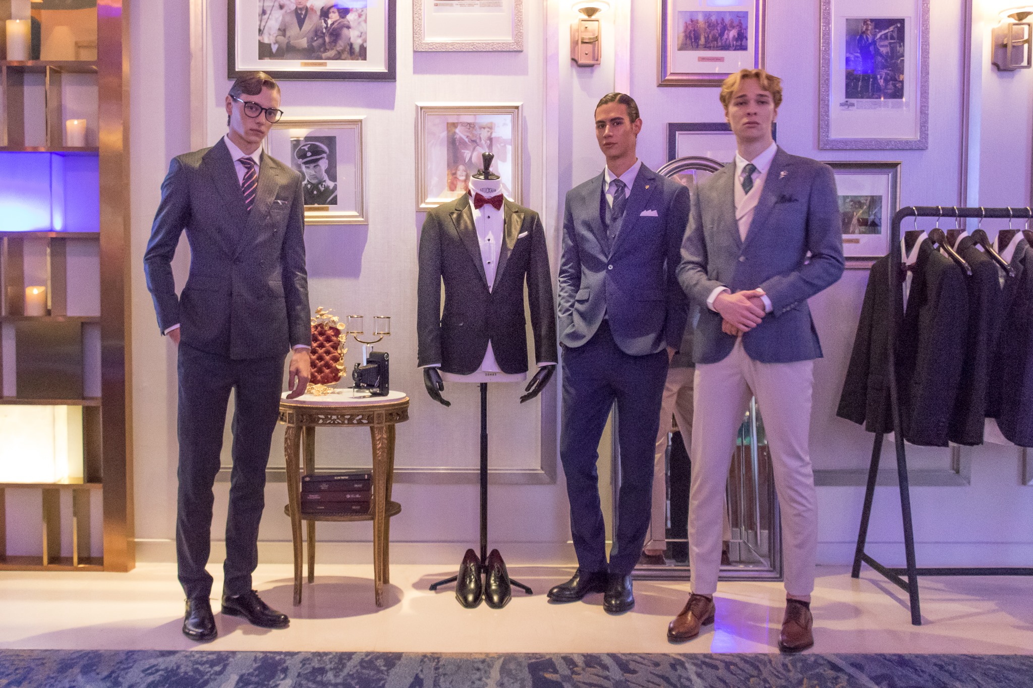 kingsman the golden circle exclusive display by dgrie dgrie 2