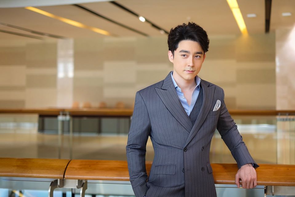 dgrie dark grey pinstripe double breasted smart suit dgrie