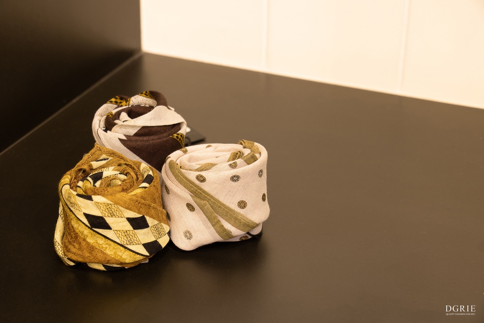 dgrie sathorn naradhiwas 15 luxury suit store dgrie 34