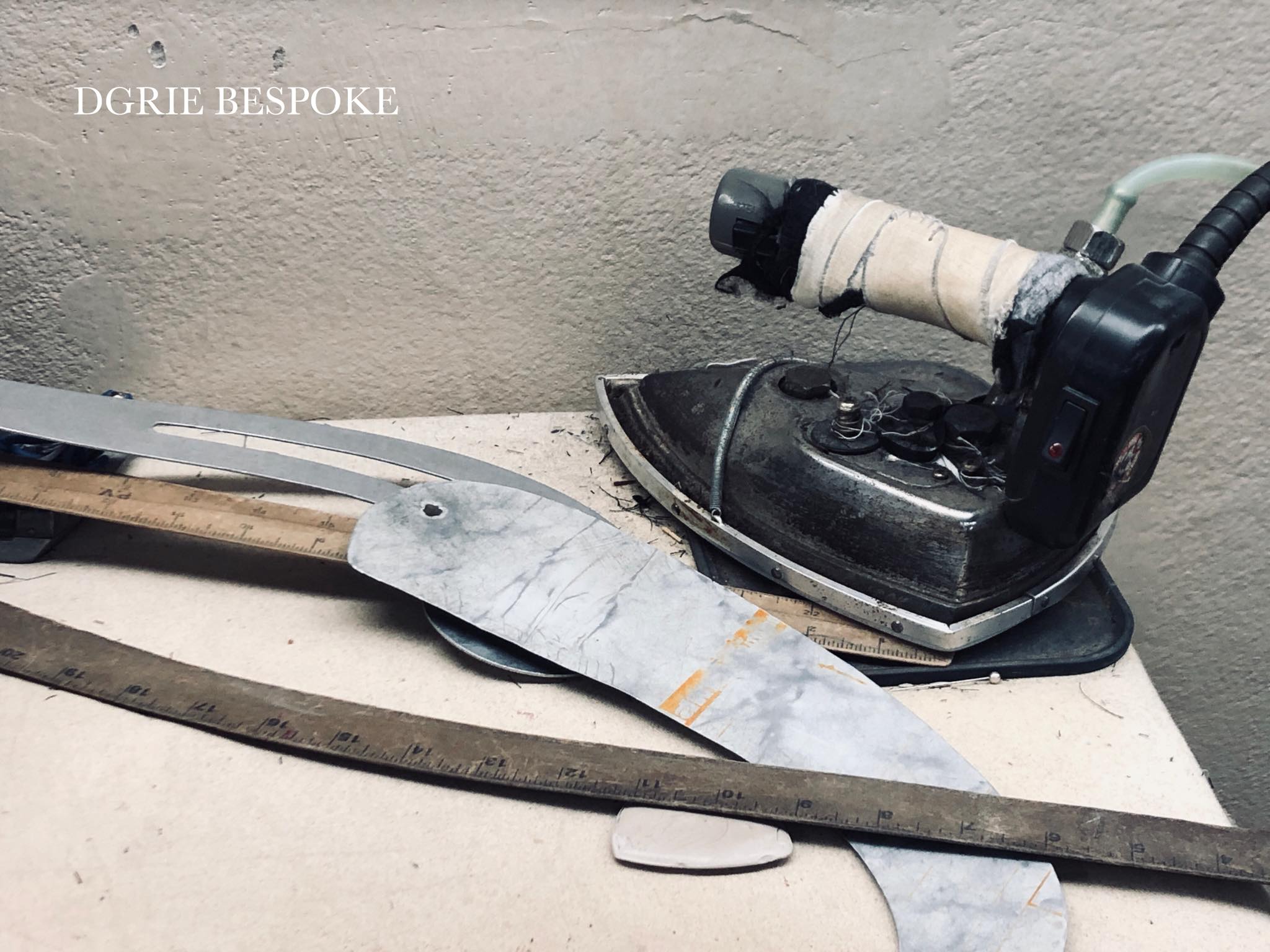 dgrie man hand sewn buttonhole dgrie 2