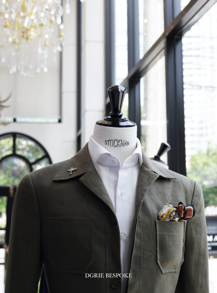 Olive Green Linen Safari Jacket: แจ็คเก็ตซาฟารี ความคลาสสิคที่ลงตัว 4 olive green linen safari jacket dgrie 2