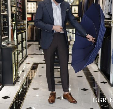 navy blue pinstripe umbrella dgrie 10