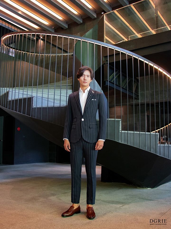 dgrie navy blue pinstripe dgrie 7 dgrie navy blue pinstripe dgrie 7