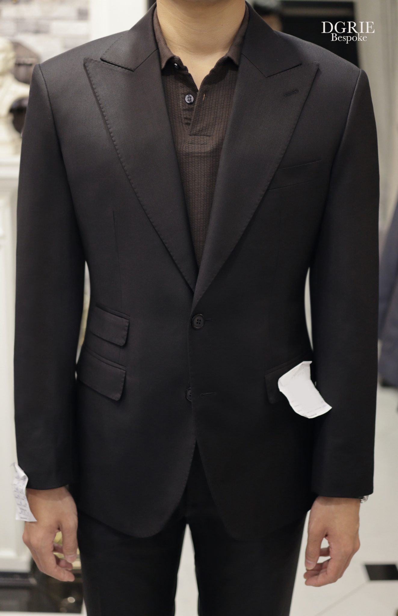 how a suit should fit waist dgrie 7