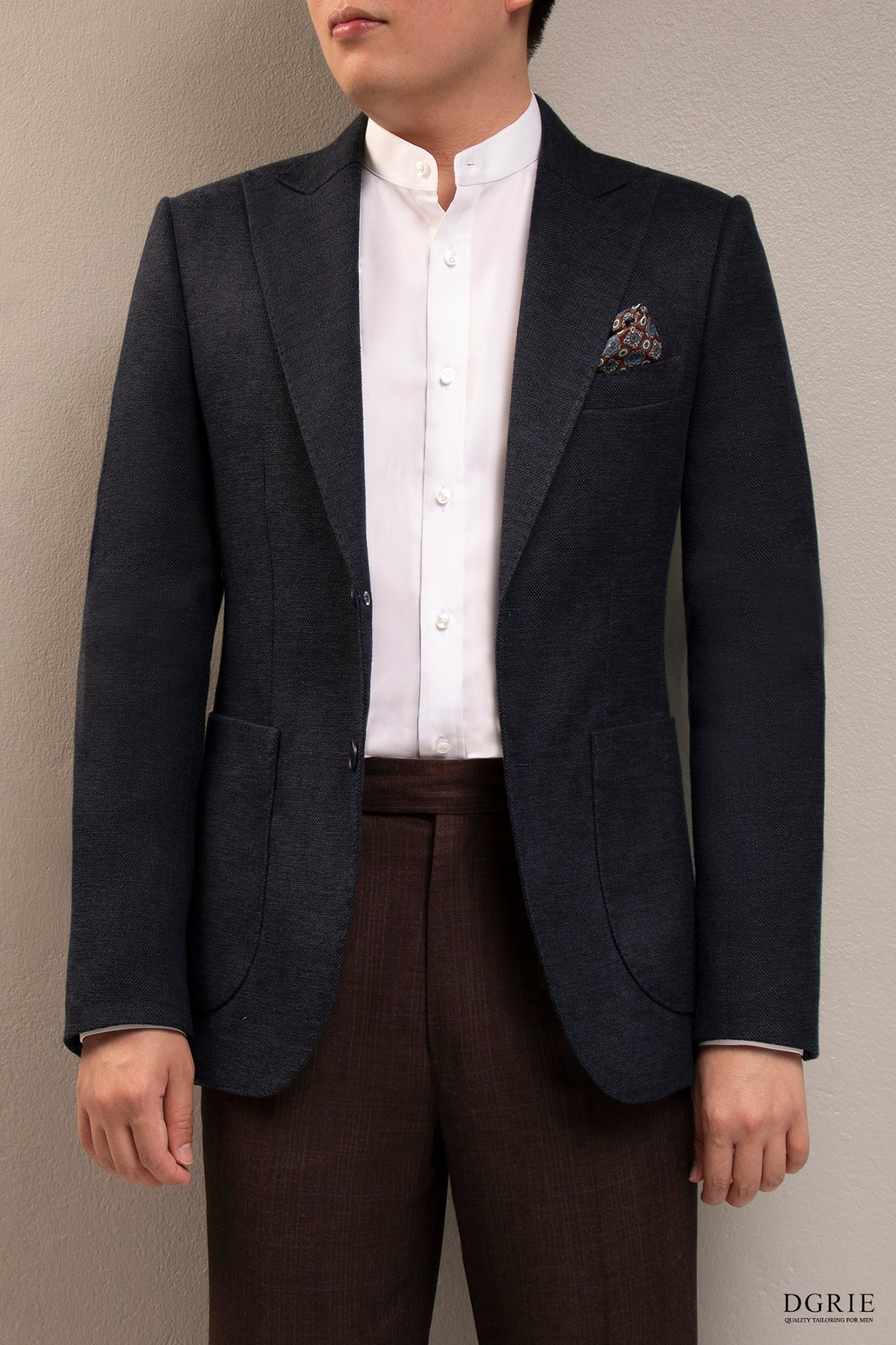 white shirt banded collar dgrie 3