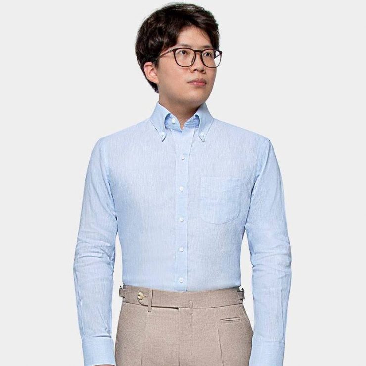 BLUE BUTTON DOWN LINEN SHIRT: เสื้อเชิ้ตลินินสีฟ้า 12 blue button down linen shirt dgrie 5