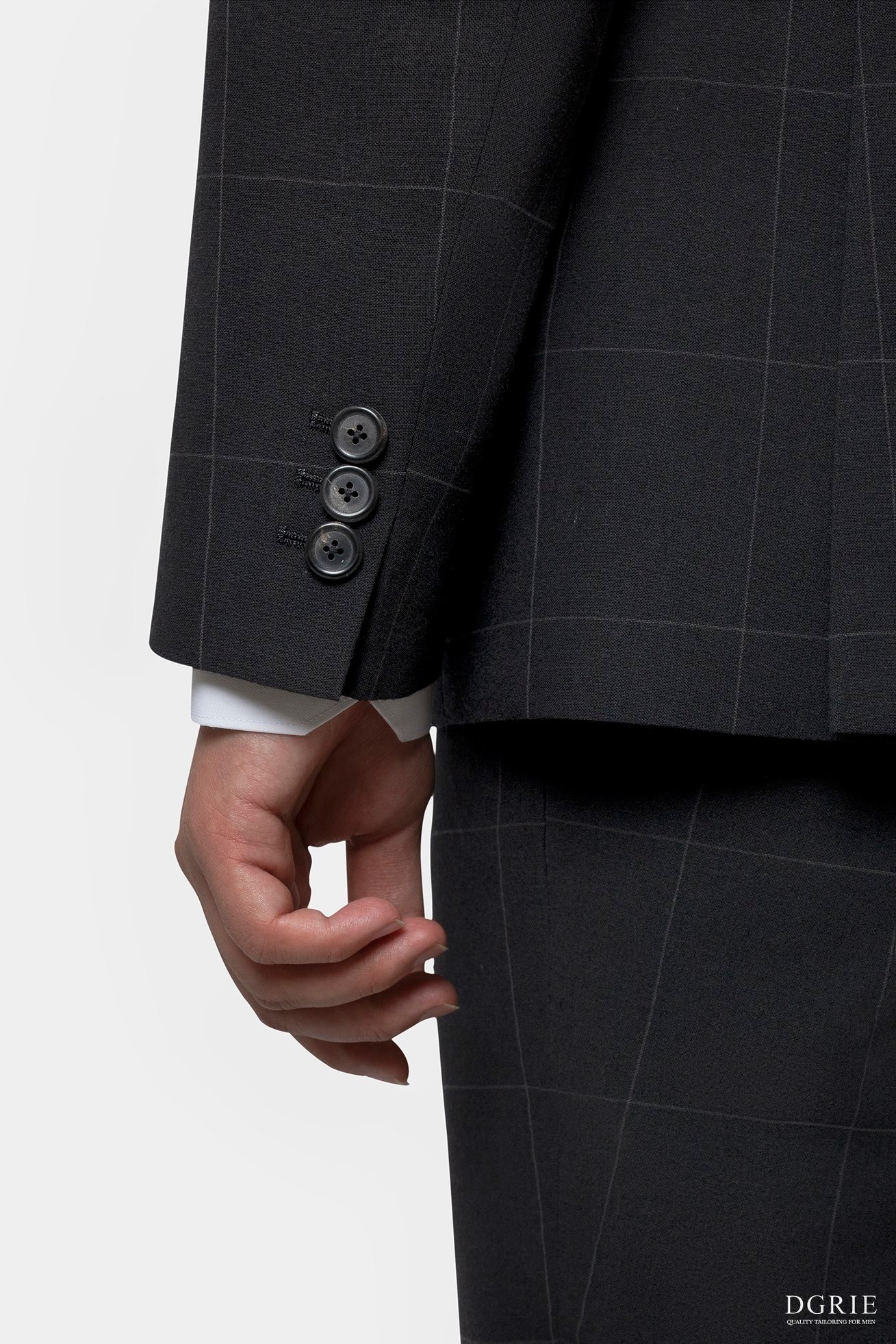 dgrie window black suit dgrie 3