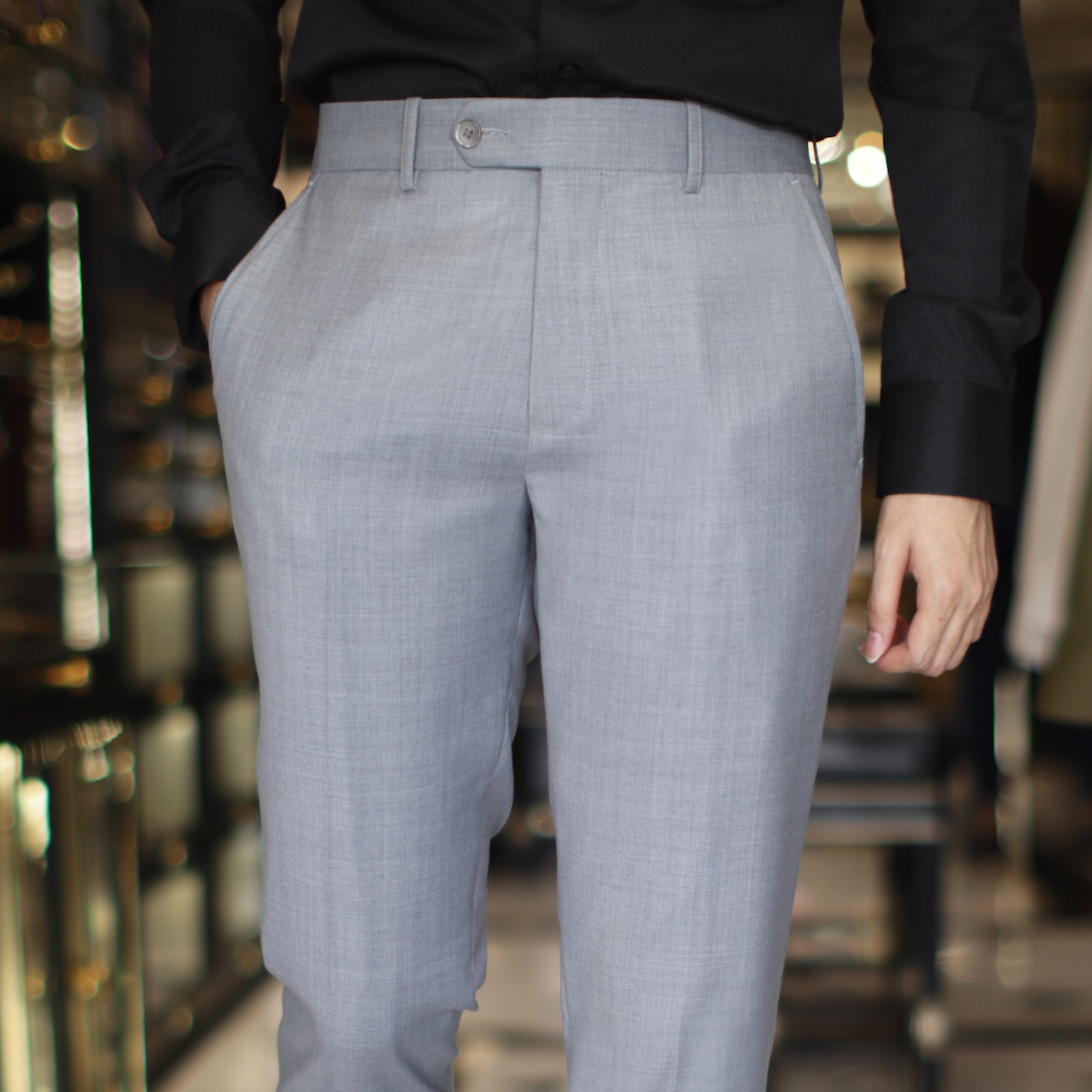 Ceasar Light Grey Wool Pants: กางเกงสีเทาอ่อนโทนสีที่ต้องมีไว้ติดตู้ 1 ceasar light grey wool pants dgrie