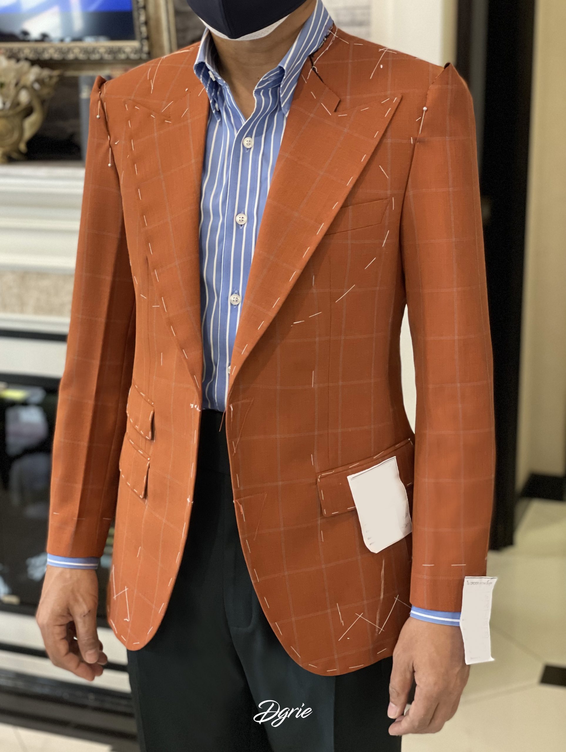 fitting orange sport jacket dgrie 1