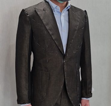 fitting d brown linen suit dgrie 4