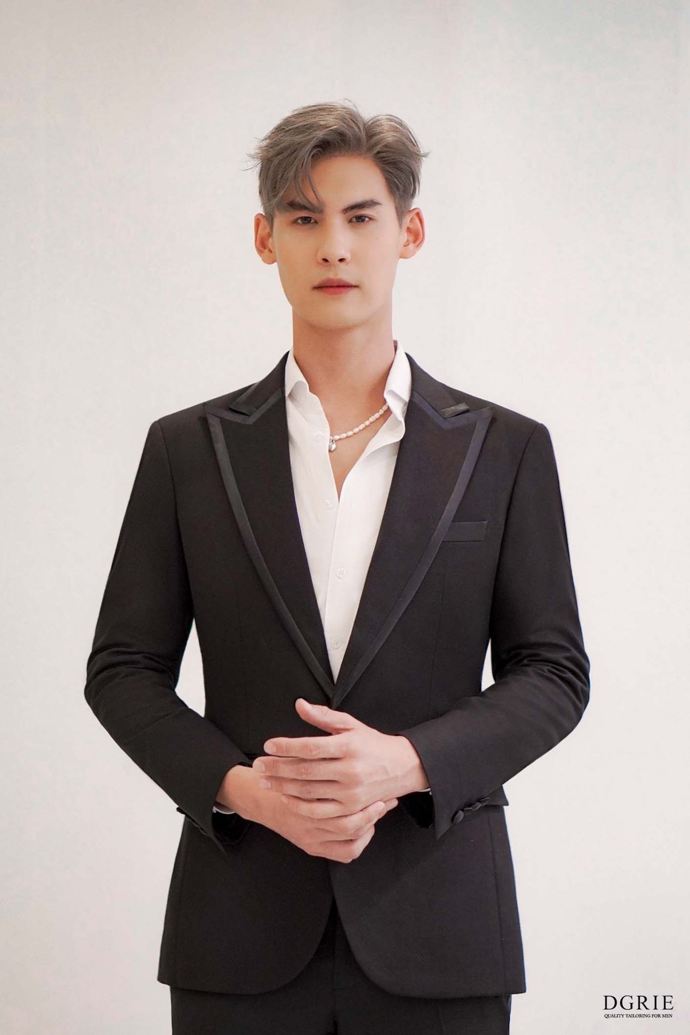 dgrie spotlight superblack wool 1 button peak lapel suit dgrie