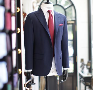 pinstripe navy suit peak lapel dgrie