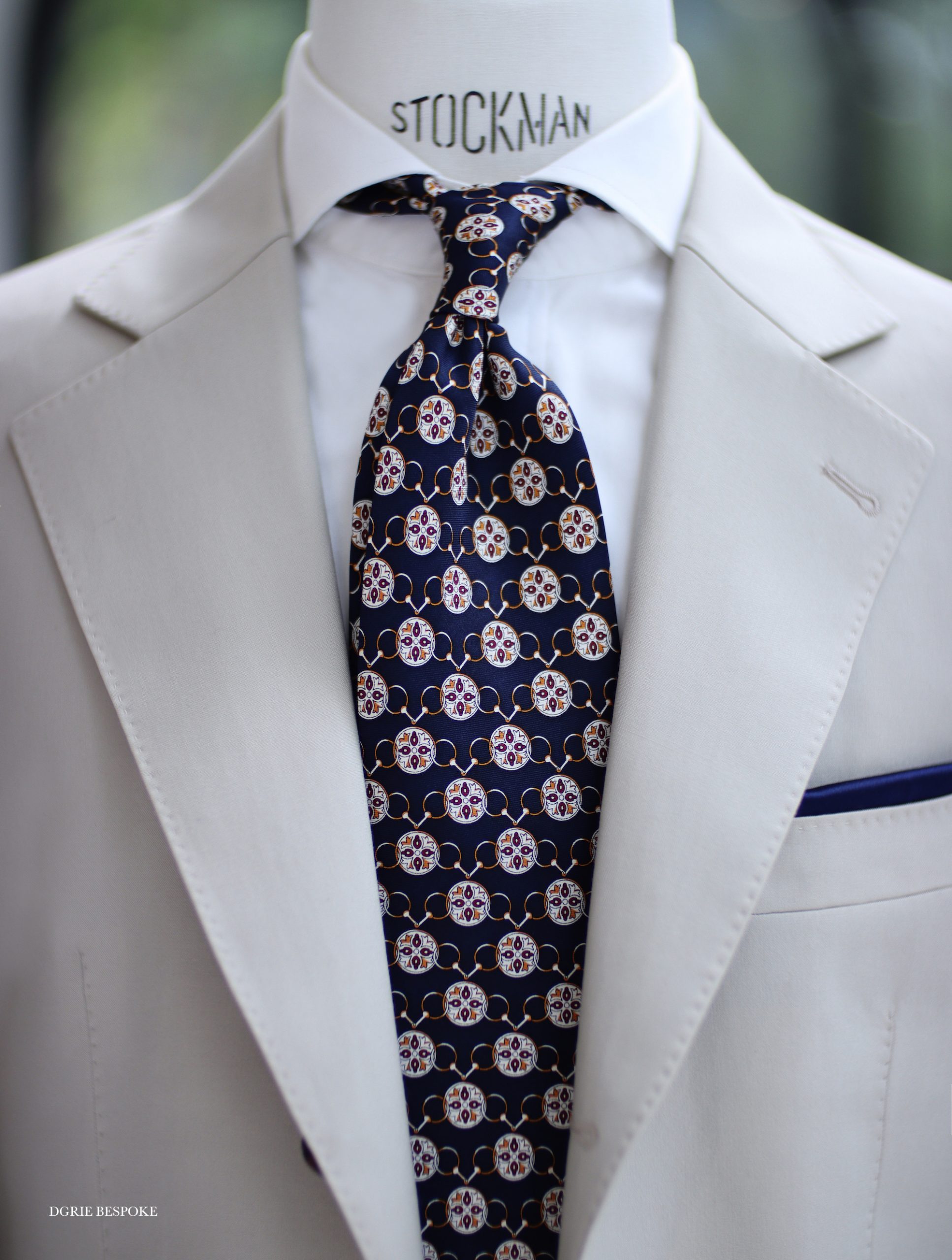 bespoke classic beige suit dgrie 1