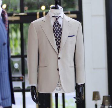 Bespoke Classic Beige Suit: ตัดสูท สีครีมอ่อน ปกวินเทจ 14 bespoke classic beige suit dgrie 3