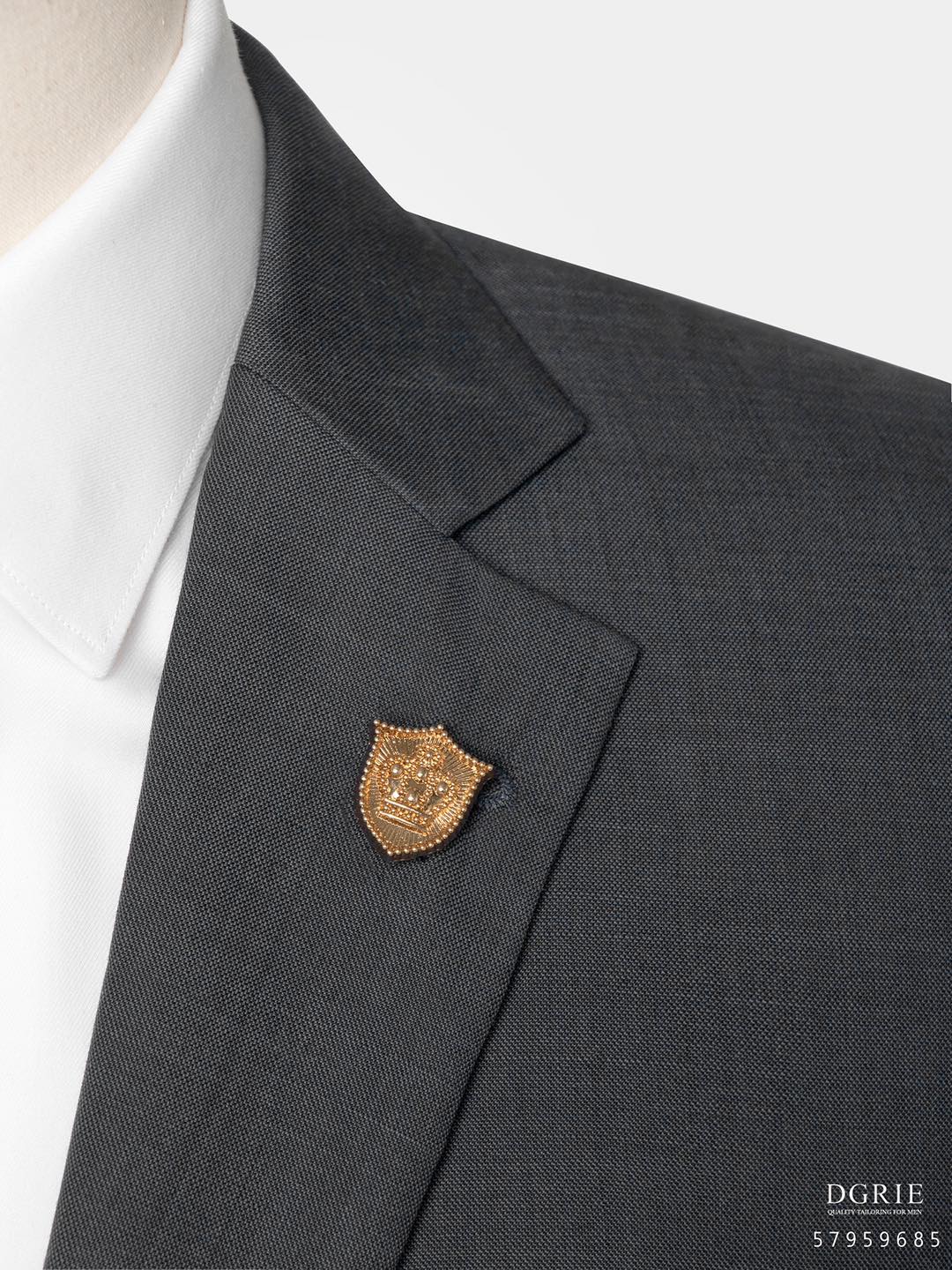 362249971_659759952853915_568791984369122857_n เข็มกลัดติดปกสูท รูปทรงมงกุฏทองคำ Golden Duke of Cornwall