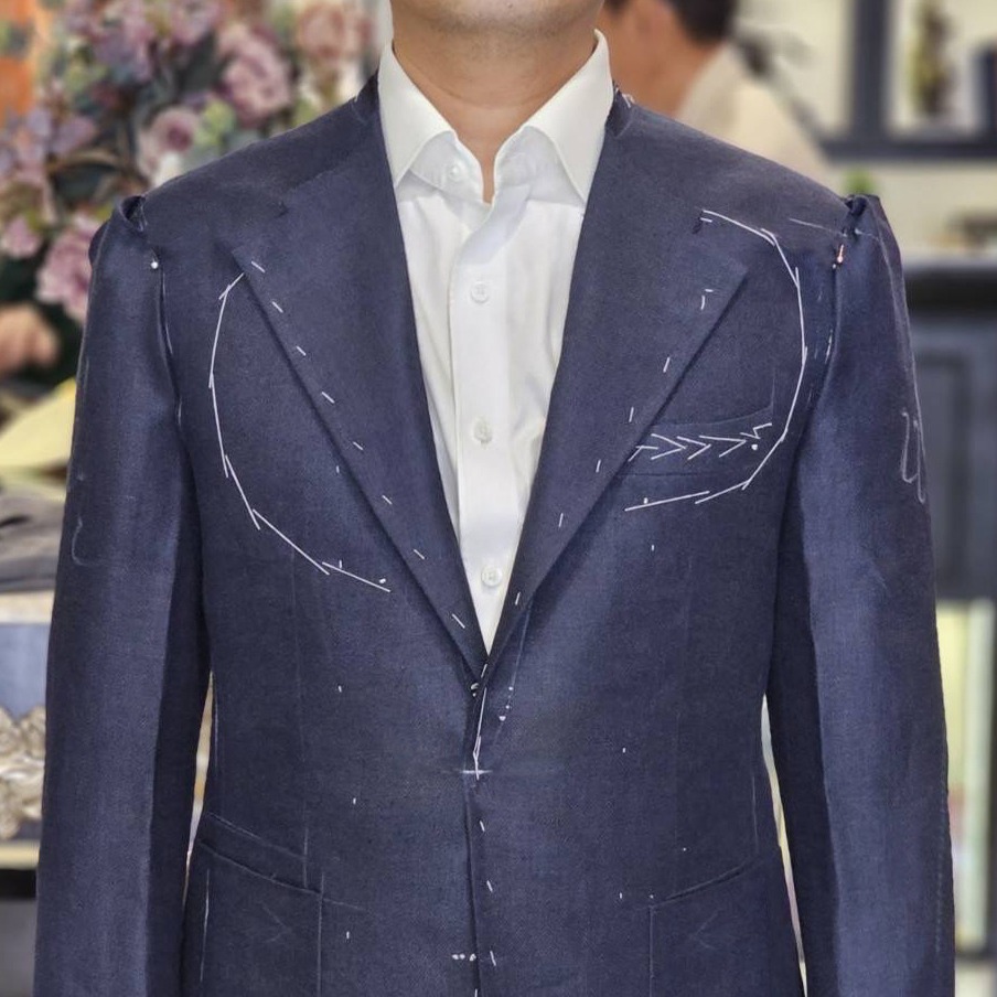 DGRIE ร้านตัดสูท Fitting Navy Silk Wool Jacket 1 DGRIE ร้านตัดสูท Fitting Navy Silk Wool Jacket