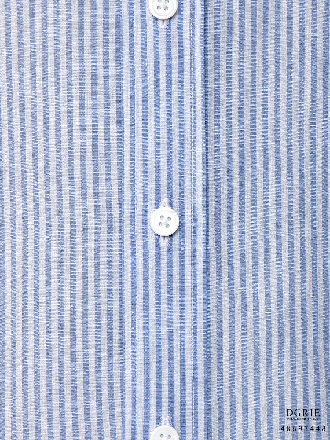 เสื้อเชิ้ตลายทาง Light Blue and White Button - Down Collar Shirt