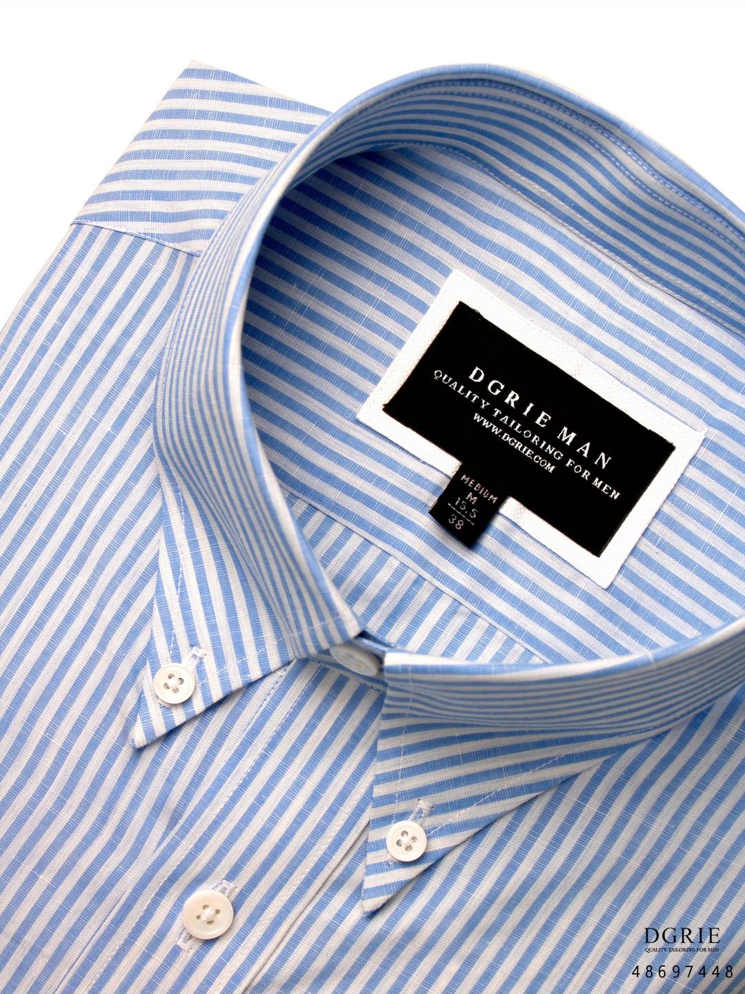 เสื้อเชิ้ตลายทาง Light Blue and White Button - Down Collar Shirt