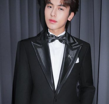 กร Gorn PROXIE | Tuxedo Drago Pure Wool