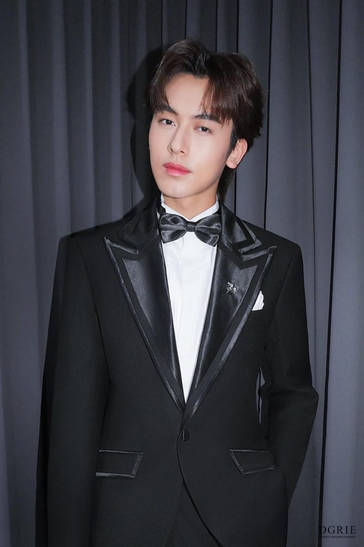 กร Gorn PROXIE | Tuxedo Drago Pure Wool