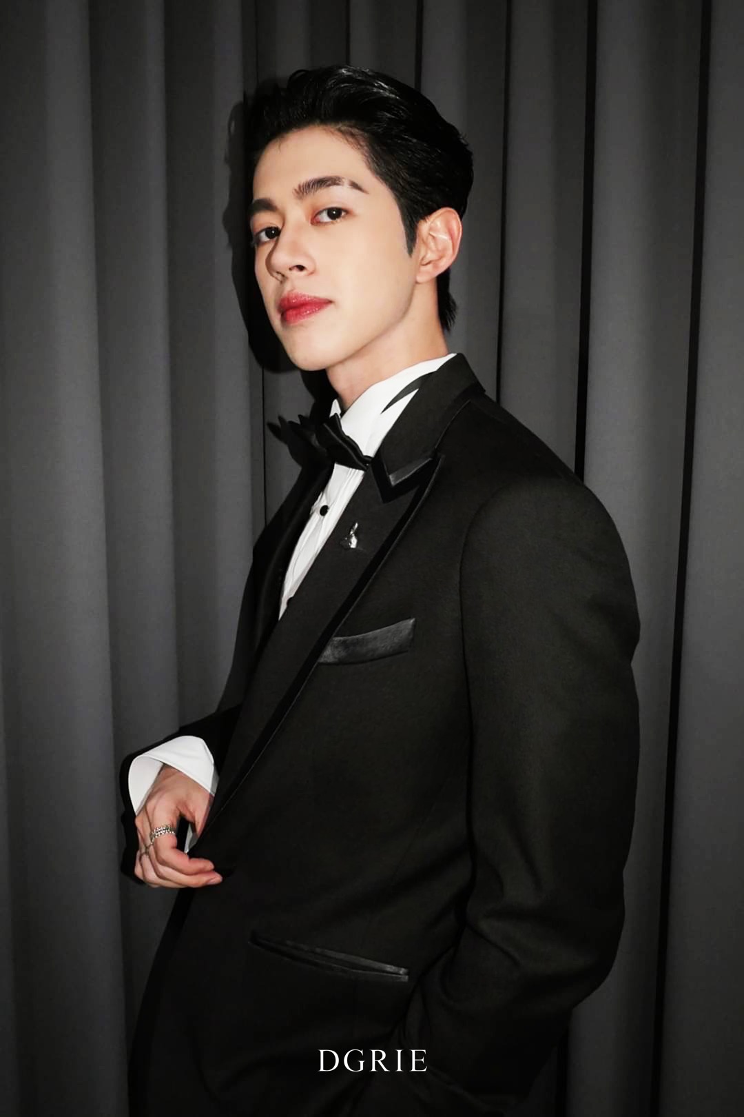 DGRIE Spotlight : Gun Proxie : Super Black Tuxedo