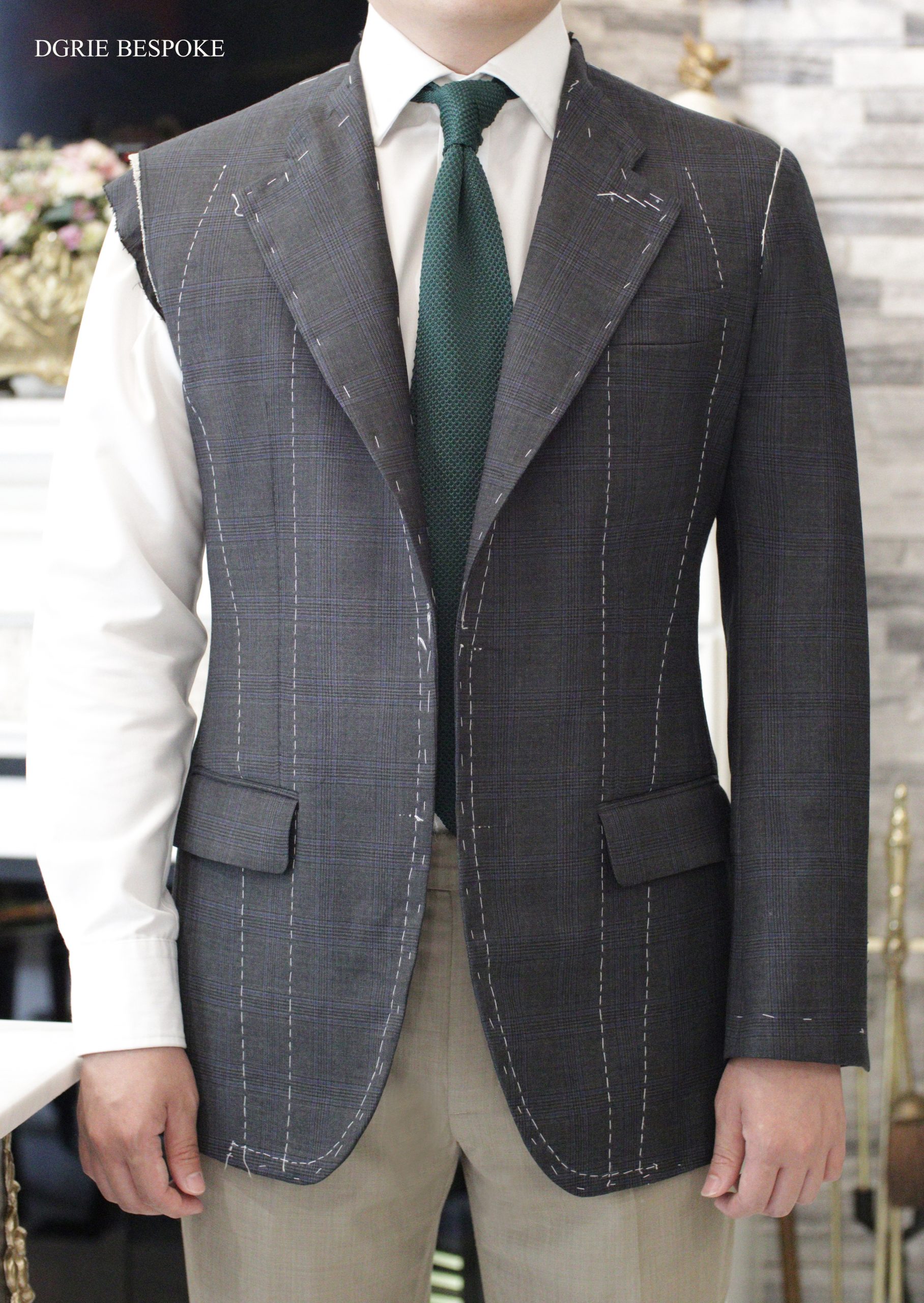 ร้านตัดสูท สูทตารางสีเทา Fitting Grey Check Full Canvas Suit