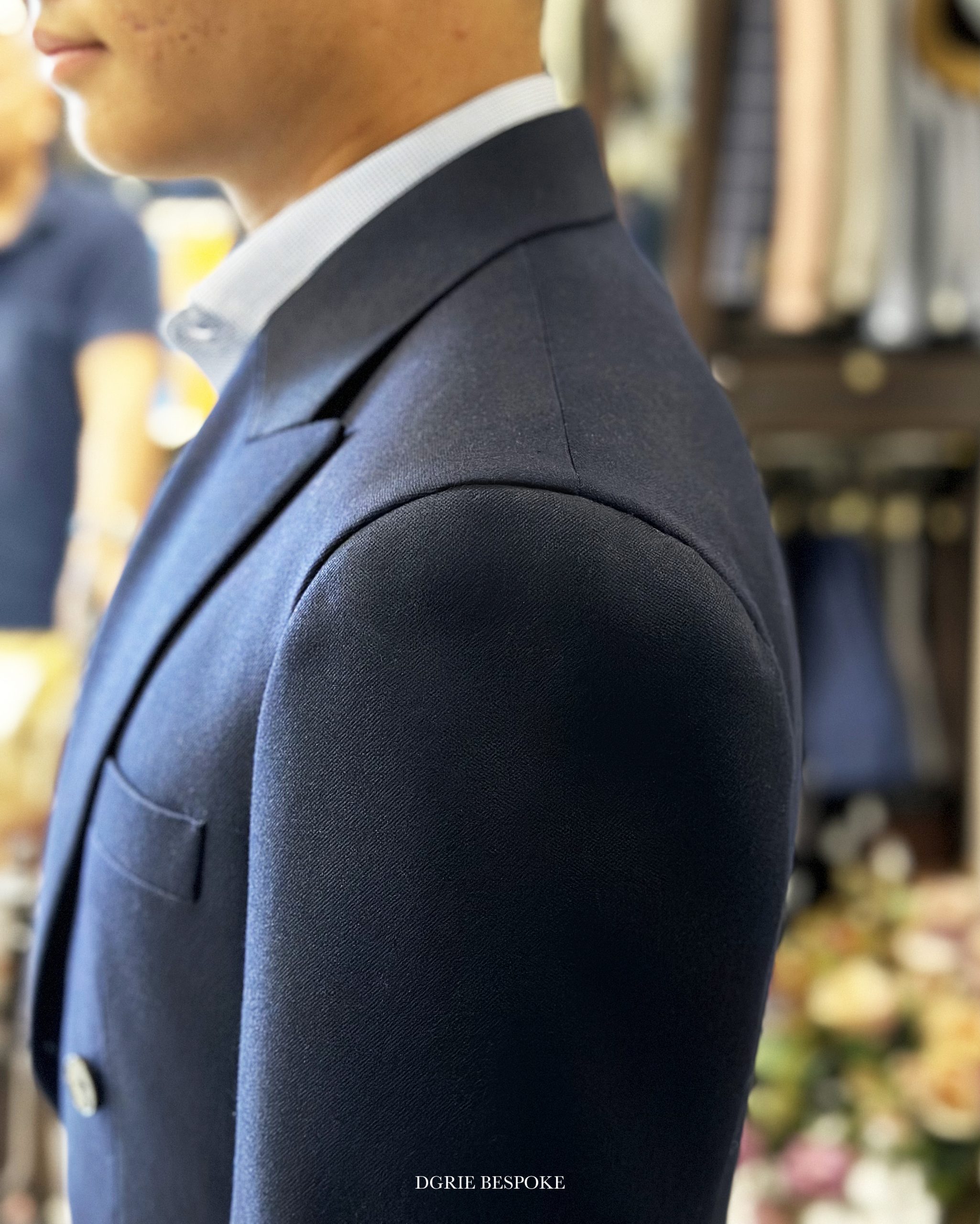ตัดสูททางการ สีน้ำเงิน Navy Classic Worsted Wool DB Suits