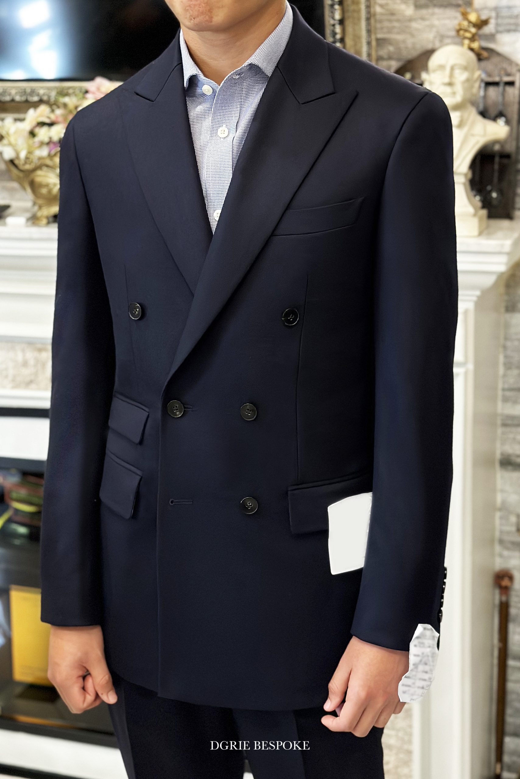 ตัดสูททางการ สีน้ำเงิน Navy Classic Worsted Wool DB Suits