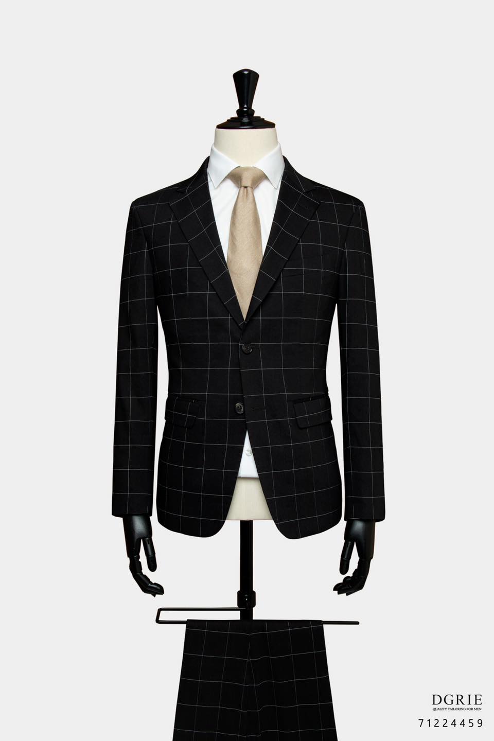 เสื้อสูทสีดำ ตาราง Black W/B Windowpane Wool Cotton Jacket - DGRIE