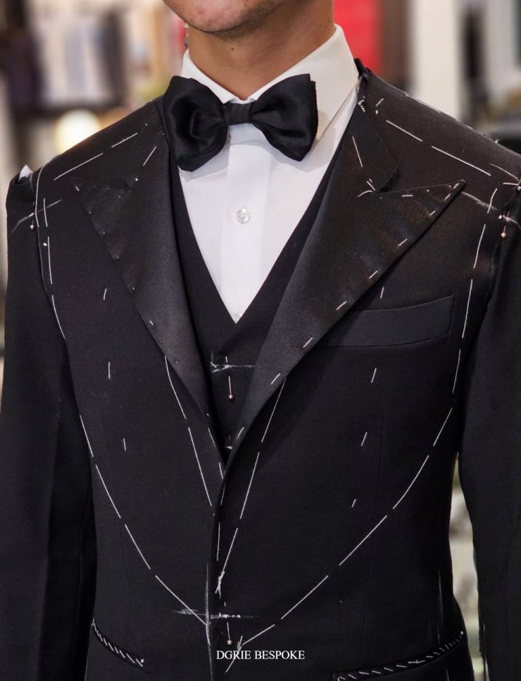 Fitting 3 Piece Tuxedo Suits ตัดสูท ทักซิโด้สีดำ