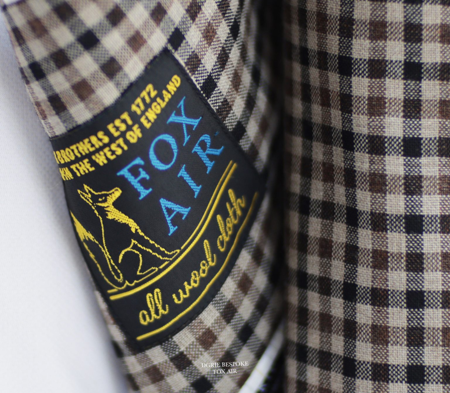 ตัดสูทผ้า Fox Brothers Collection - Air, Sport, City