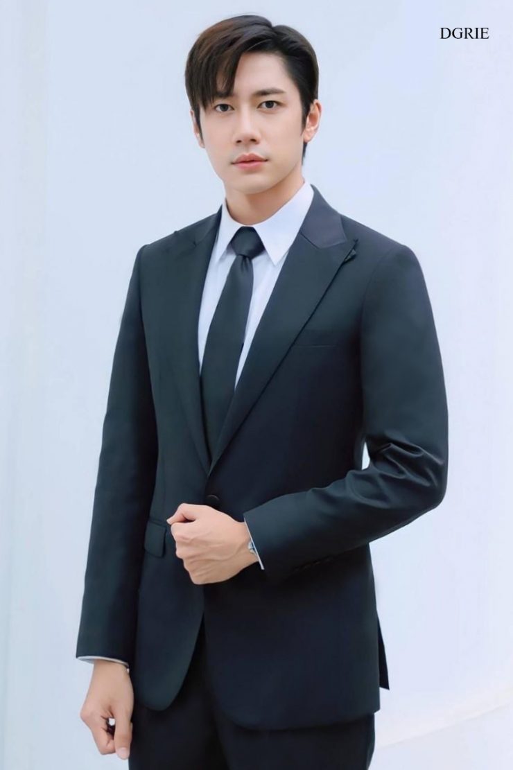 แจม รชตะ JAM : DGRIE Exclusive Black NUOVO TUXEDO 4 แจม รชตะ JAM : DGRIE Exclusive Black NUOVO TUXEDO