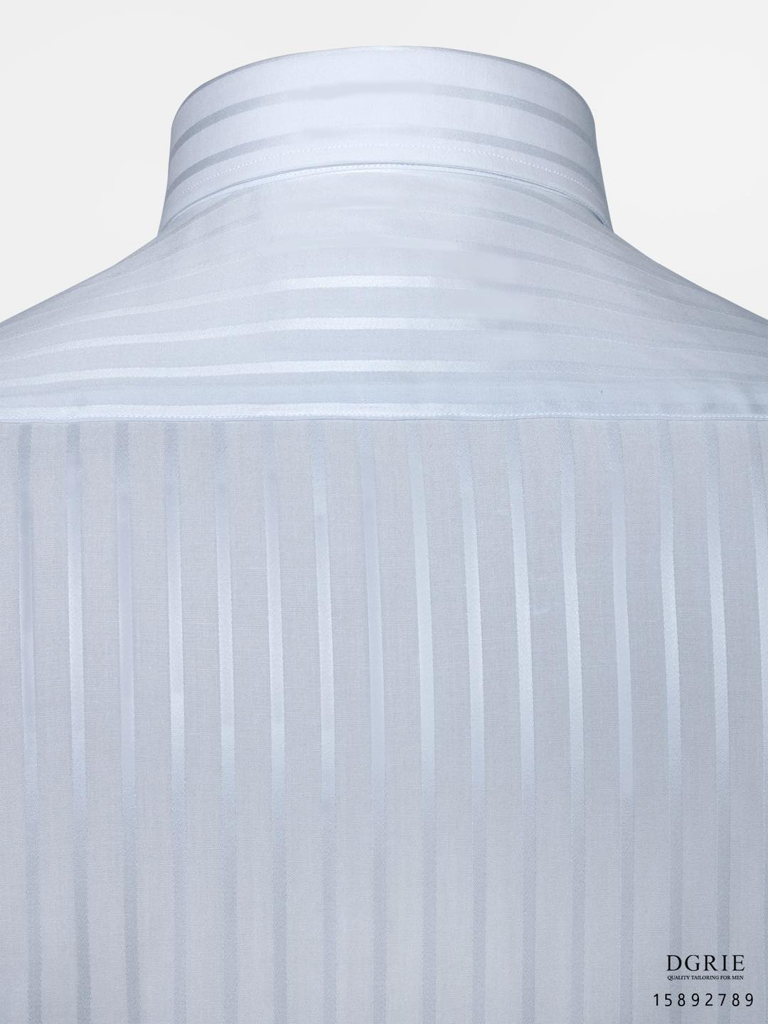 เสื้อเชิ้ตสีขาวลายทาง Light Blue Stripes Spread Cotton Shirt - DGRIE