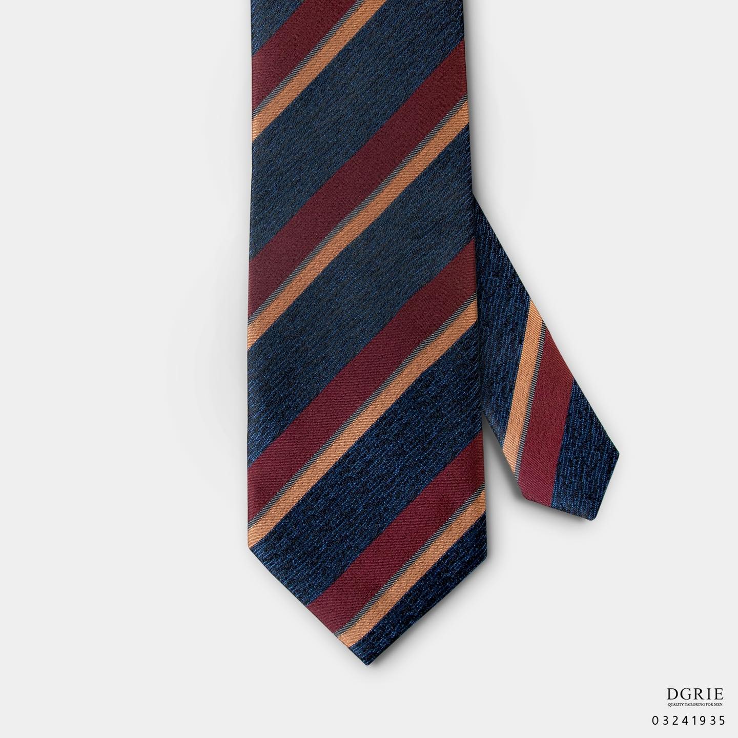 เนคไทลายทาง วินเทจ Multi Stripe 3.5 Inch Classic Necktie