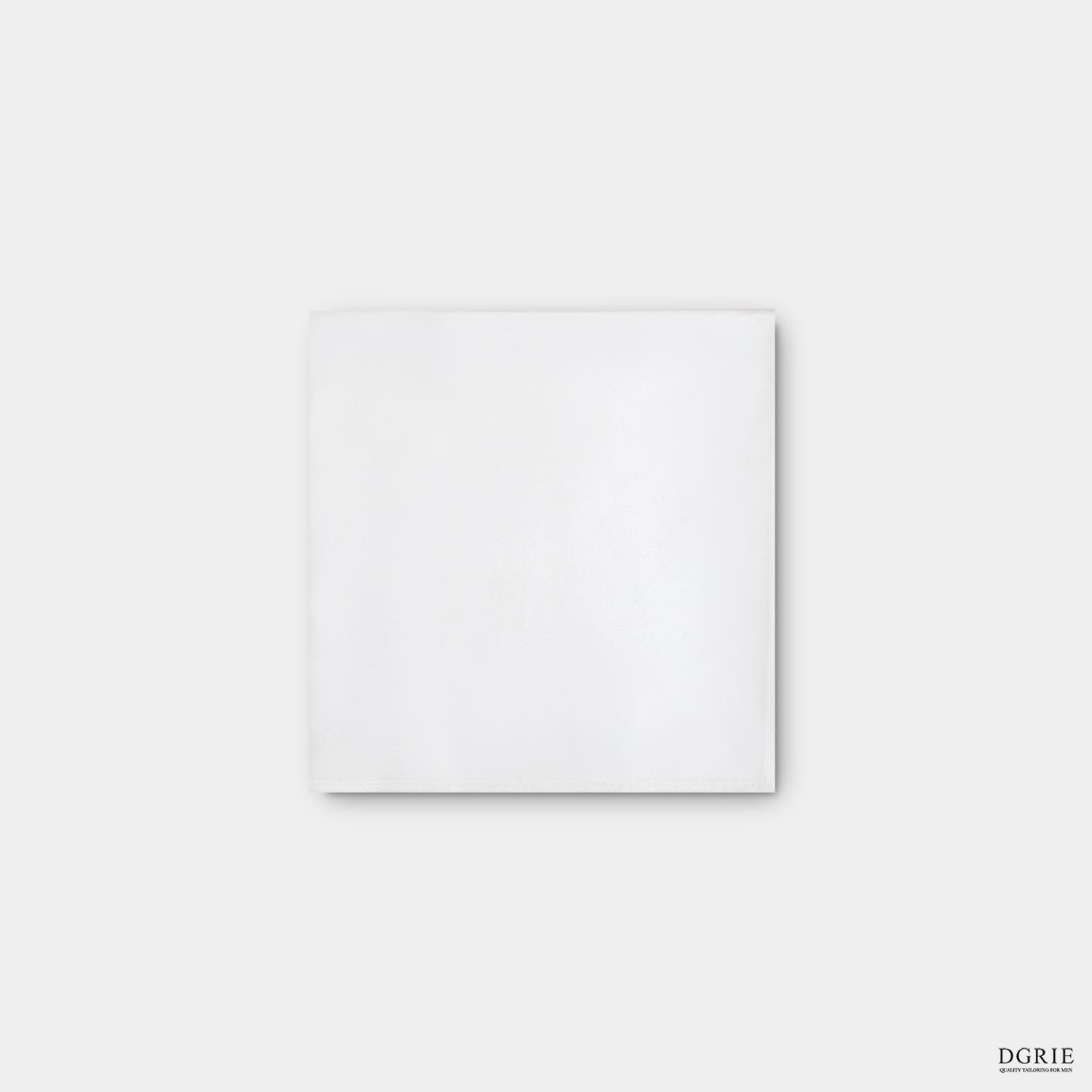 ผ้าเช็ดหน้าผ้าไหม สีขาว White Pocket square made in Italy 100% Silk