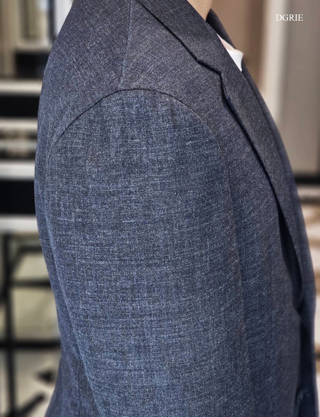 ตัดสูทวินเทจ สวมใส่สบาย Classic Fresco Wool Suit