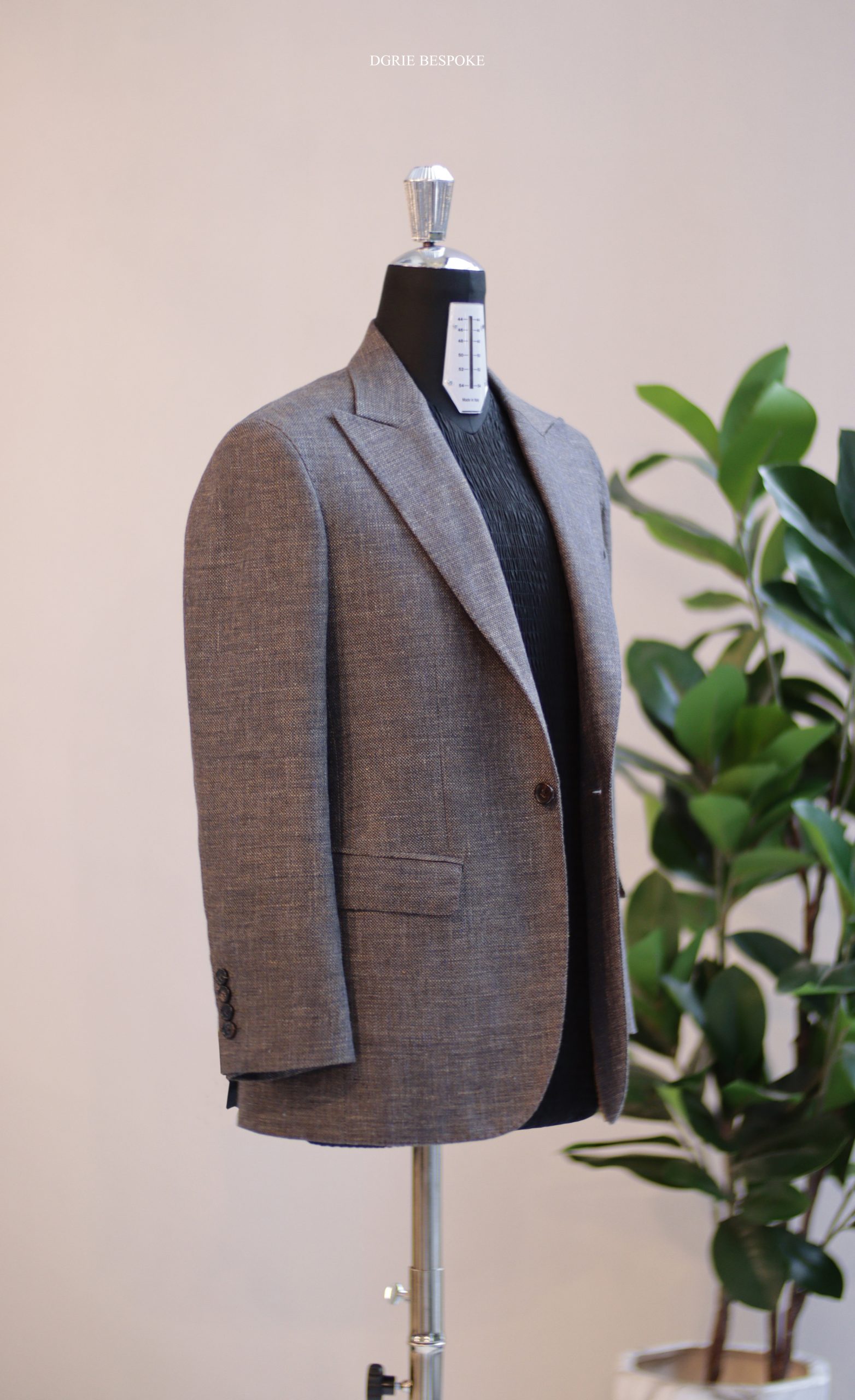 ตัดสูทสไตล์วินเทจสีน้ำตาล DGRIE Italy Brown Wool Linen Blazer
