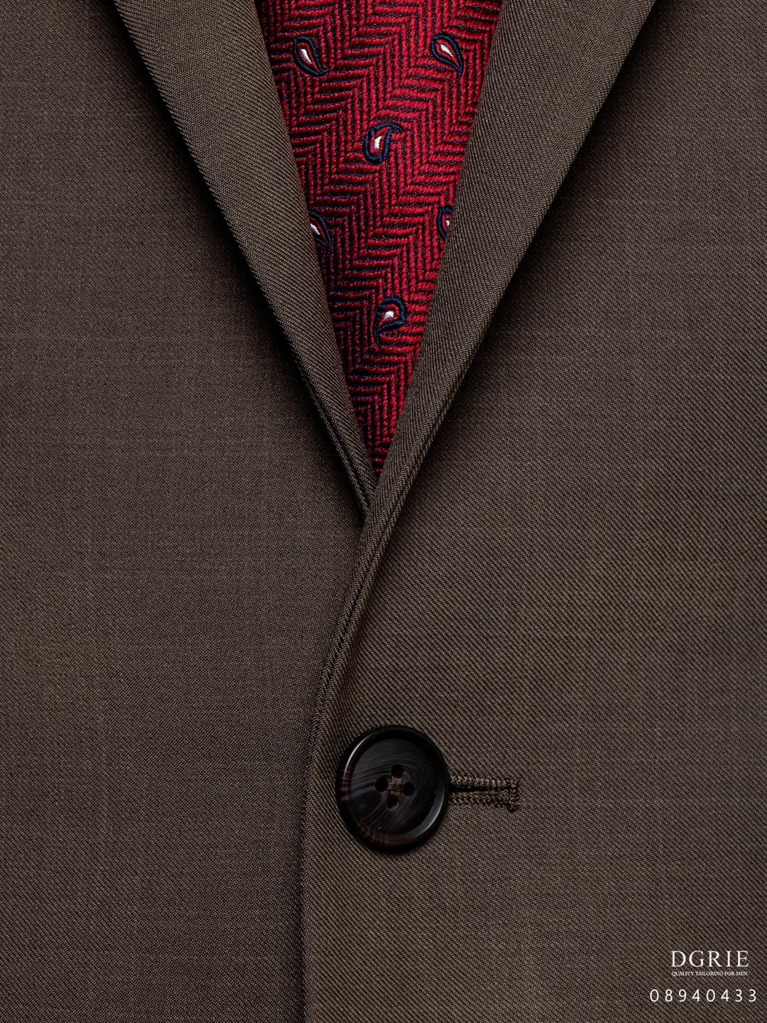 DGRIE รุ่น Play Collection Brown T/R Suits