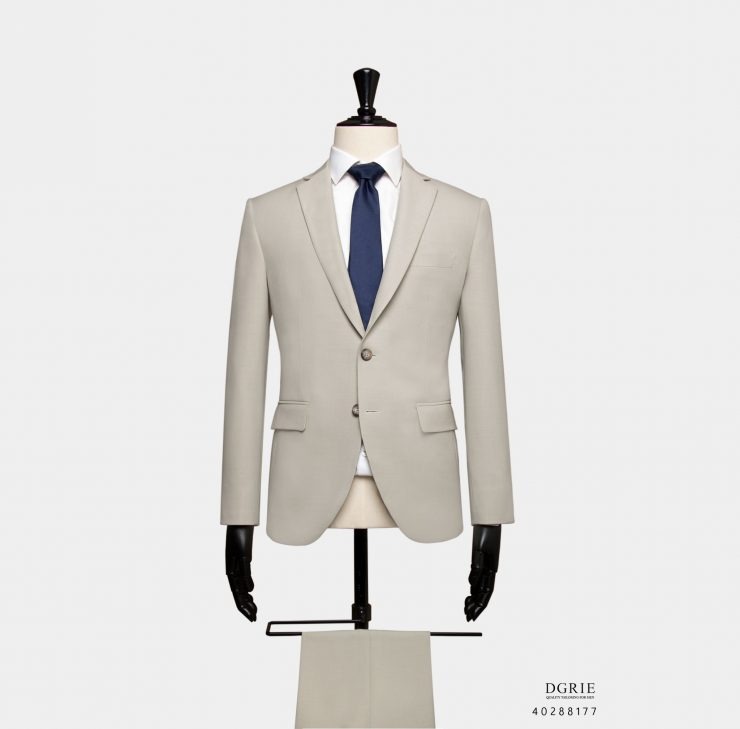 DGRIE รุ่น Play Collection Cream Suits