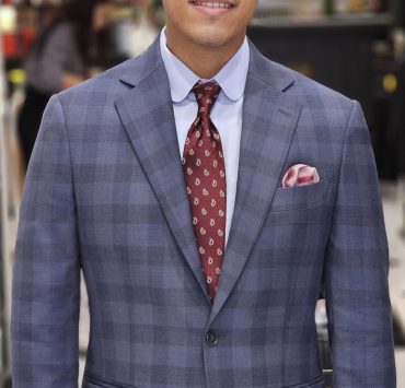 ตัดสูท ลายตารางสีน้ำเงิน DGRIE WINDOW NAVY SUIT