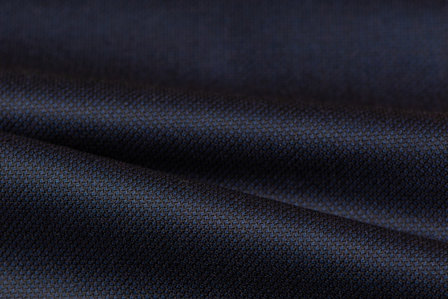 ตัดสูทหางม้า DGRIE NAVY BIRDSEYE FULL CANVAS SUIT