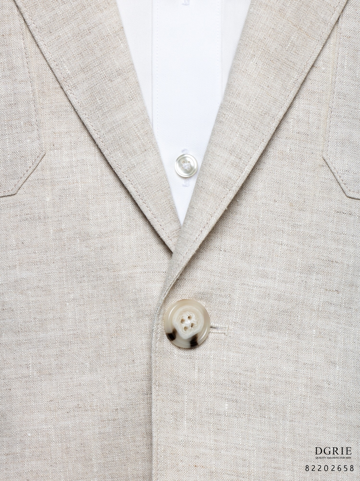 DGRIE Classic Linen Safari Jacket เสื้อซาฟารี ผ้าลินินสีเบจ