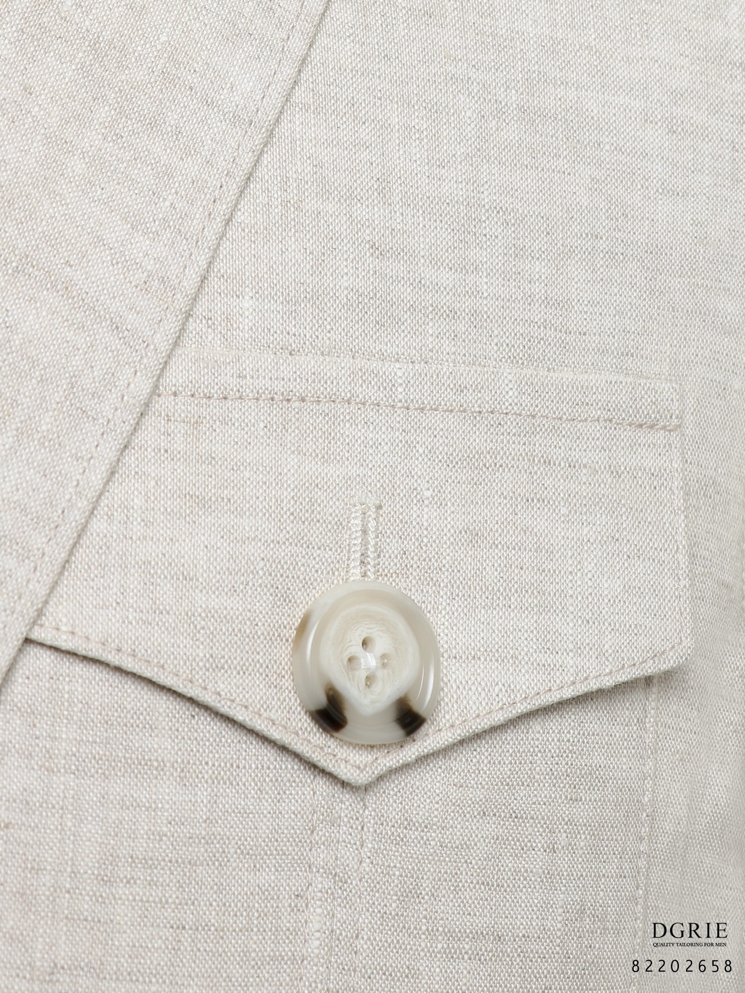 DGRIE Classic Linen Safari Jacket เสื้อซาฟารี ผ้าลินินสีเบจ
