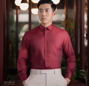 เชิ้ตแขนยาวสีแดงไวน์ ผ้าไม่ยับ ไม่ต้องรีด