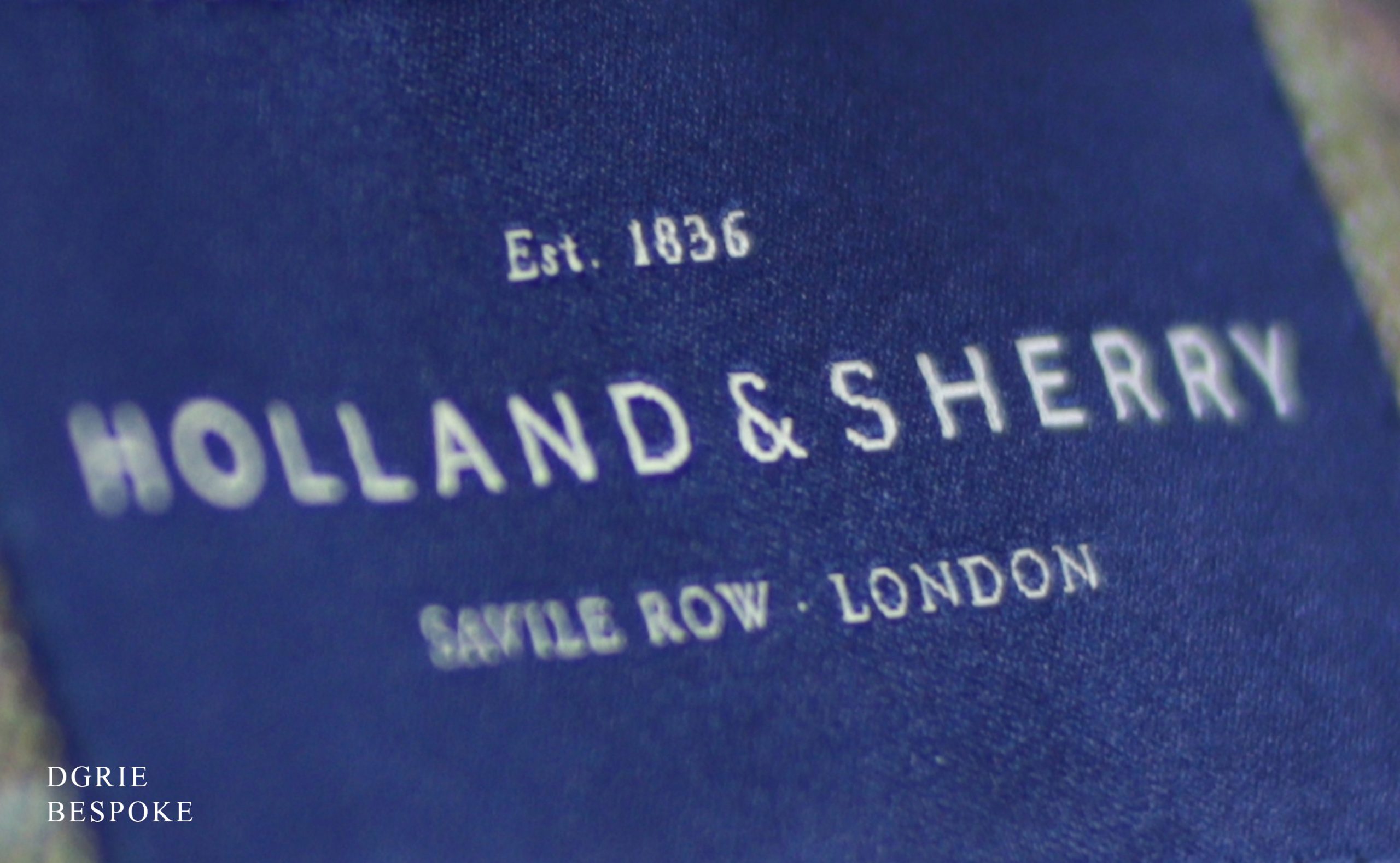 ตัดสูท DGRIE MOORLAND Olive Green Check Suits