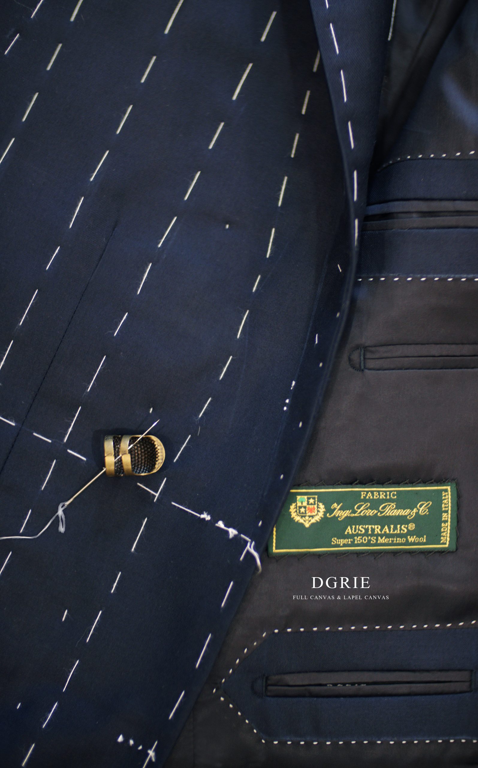 ตัดสูทหางม้า Navy Loro Piana Hand Lapel Canvas Suit