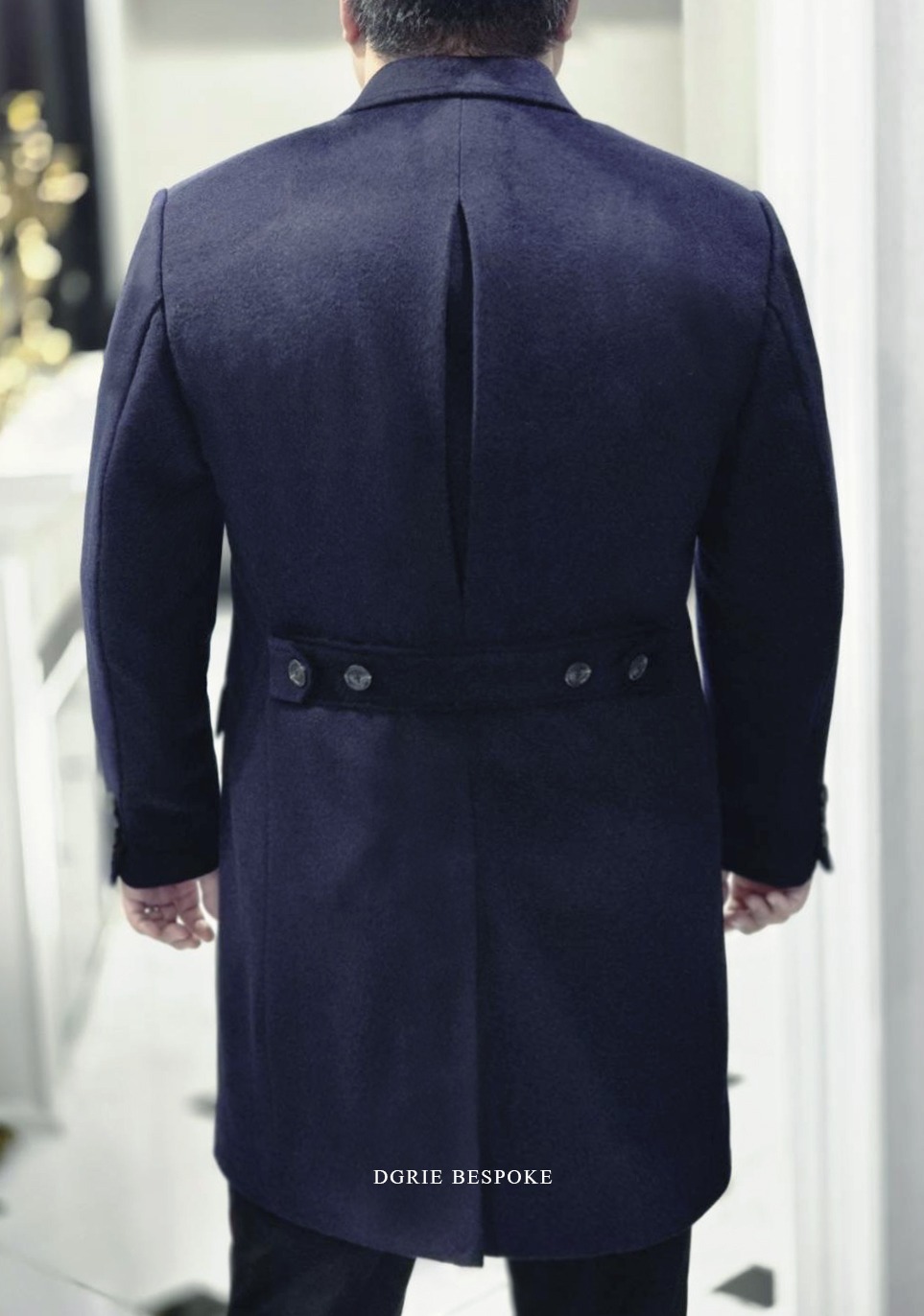 เสื้อโค้ทสีน้ำเงิน Dark Navy Classic Overcoat