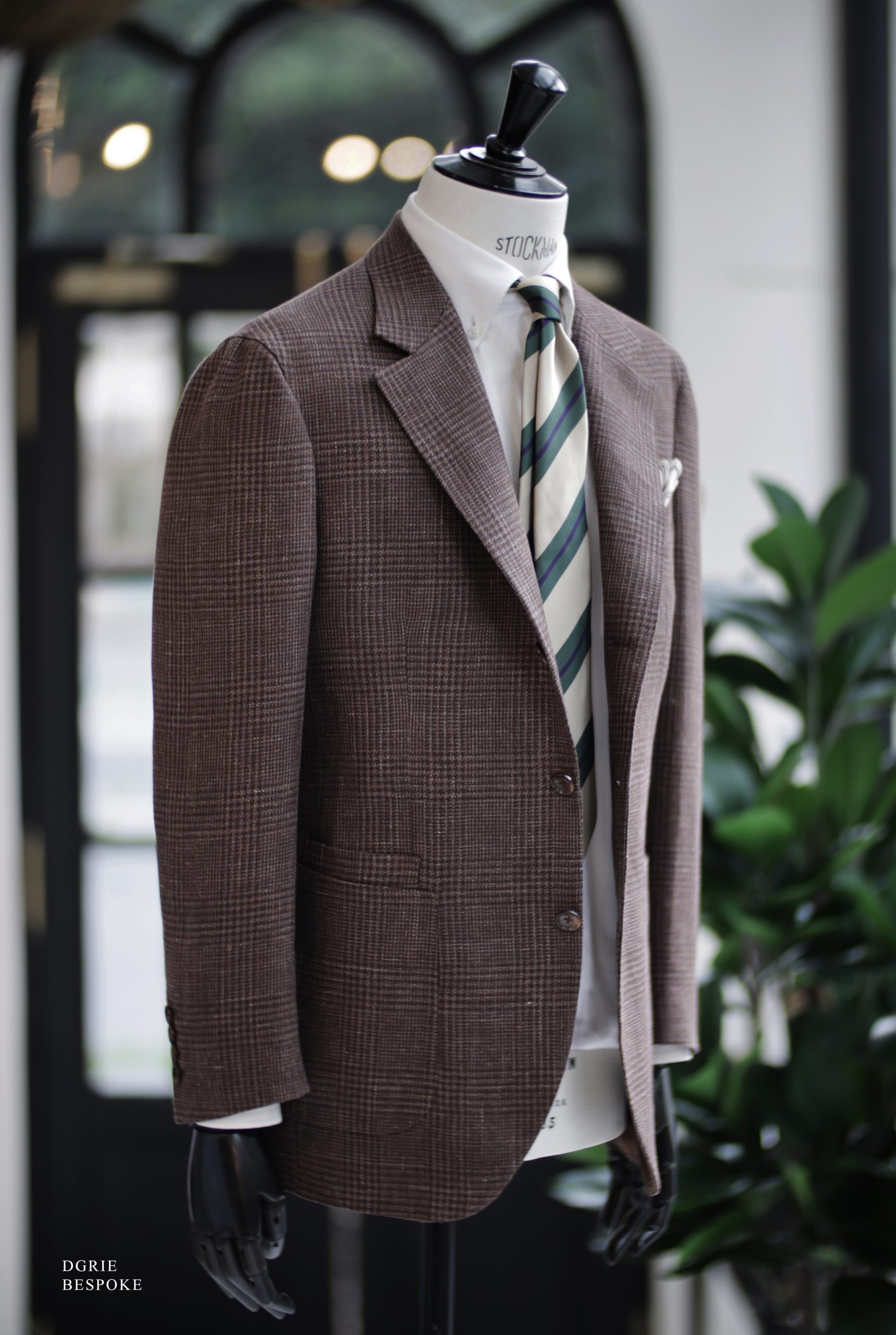 IMG_9042 copy ตัดสูทลำลอง สีน้ำตาล DGRIE Italy Check Irish Linen Suits